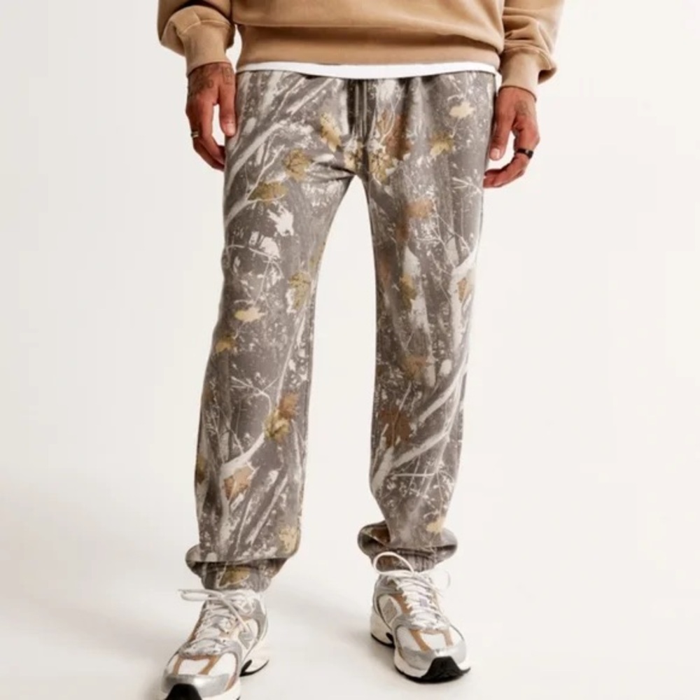 Abercrombie & Fitch Men’s Essential Sweatpant Camo XL NWT